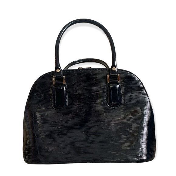 NWOT Original The Trend Navy Blue Patent Leather Dome Crossbody Bag Purse - Picture 3 of 15